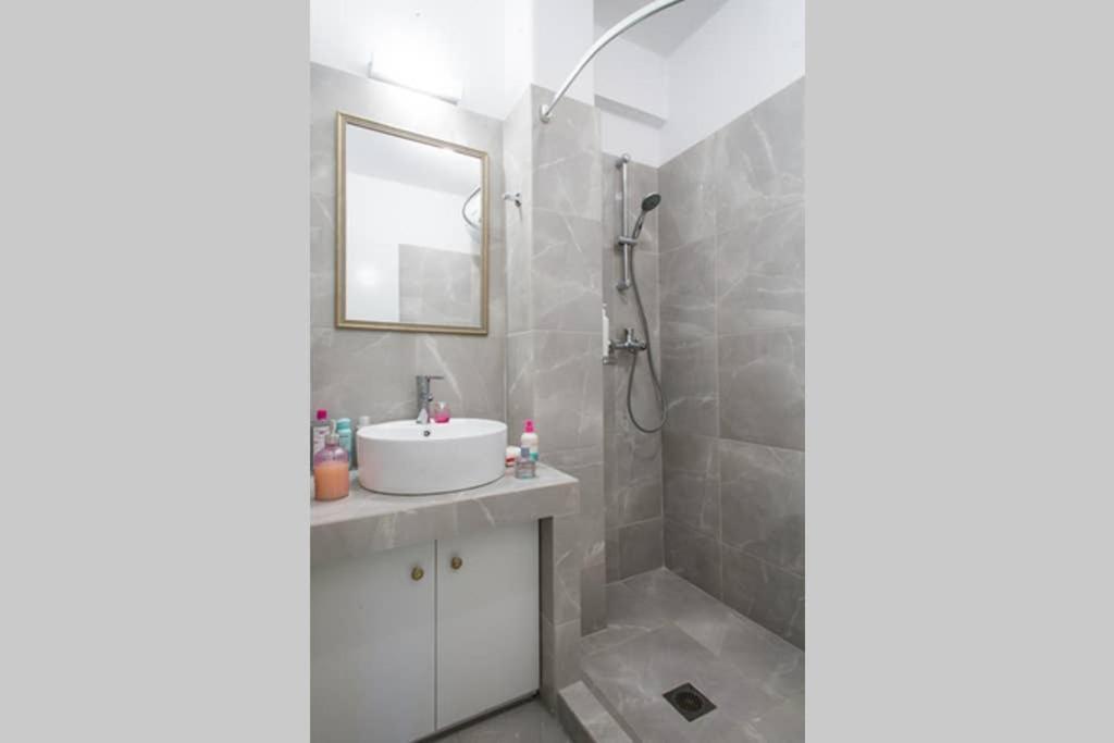 Nice Suite 5 Min. From Syntagma Square, Atena Exterior foto